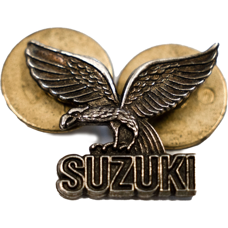 Sas Suzuki jelvény