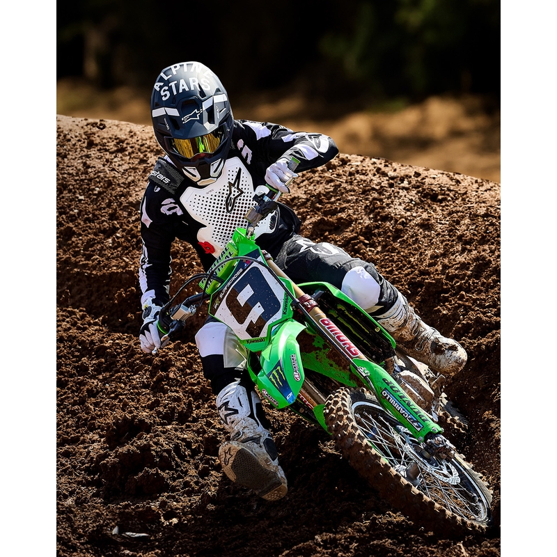 Alpinestars TECH‑AIR® MX PLASMA rendszerű légzsákos mellény fehér‑fekete‑piros