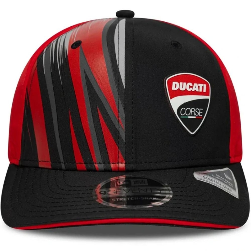 Ducati Corse 9SEVENTY siltes sapka logóval piros-fekete
