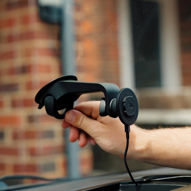 Quad Lock® tapadókorongos alap szélvédőhöz, műszerfalhoz fekete