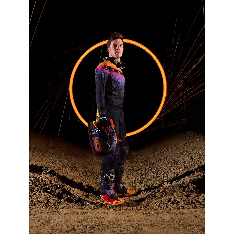Alpinestars Supertech Black Hole limitált kiadású motokrossz nadrág fekete-színes