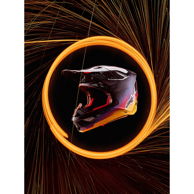 Alpinestars Supertech S-M10 Black Hole limitált kiadású motokrossz sisak fekete-színes