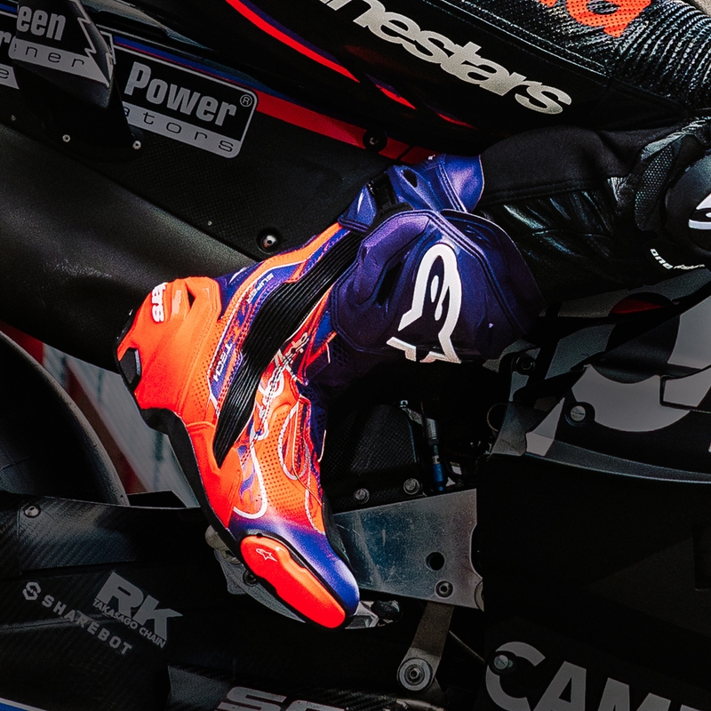 Alpinestars Supertech R Vented Flyte limitált kiadás Jorge Martin motoros csizma lila-piros-fekete