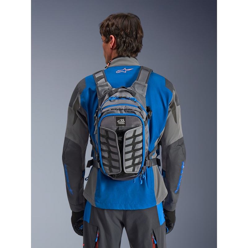 Alpinestars AT-15 motoros hátizsák sötétszürke-szürke-kék 15l