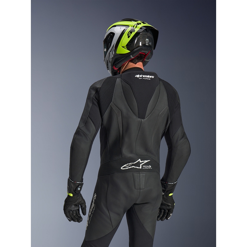 Alpinestars GP FORCE V2 egyrészes motoros bőroverál fekete-fehér