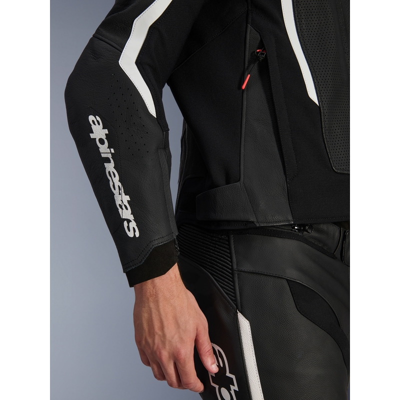 Alpinestars GP Force V2 Airflow motoros bőrkabát fekete-fehér