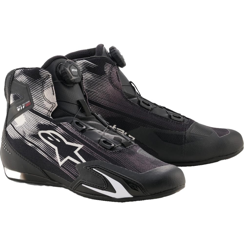 Alpinestars Celer Vented motoros cipő fekete-fehér