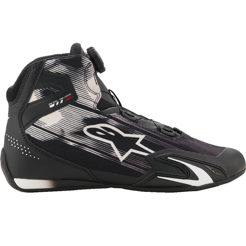 Alpinestars Celer Vented motoros cipő fekete-fehér