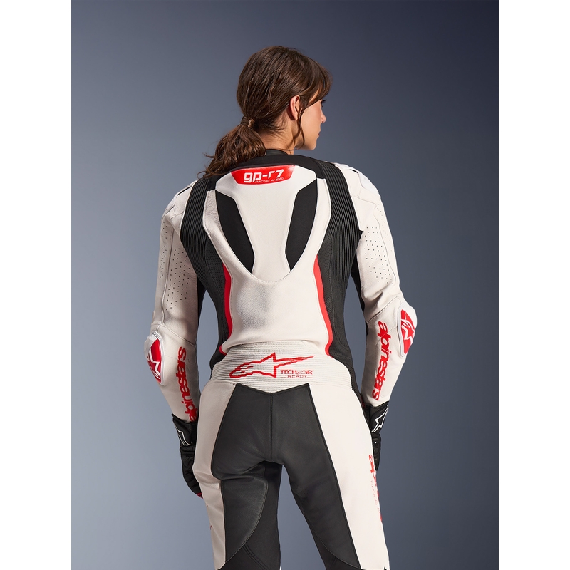 Alpinestars Stella GP-R7 női egyrészes motoros bőroverál fehér-fluo piros-fekete