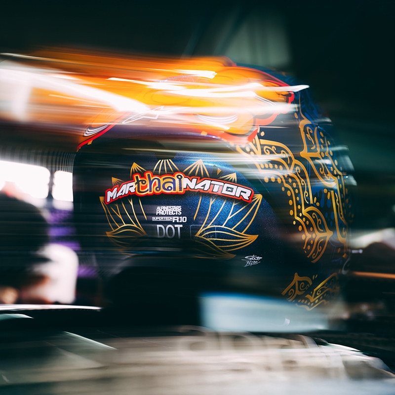 Alpinestars Supertech R10 Marthainator limitált kiadás JORGE MARTIN zárt motoros bukósisak gyöngyházkék-arany-piros