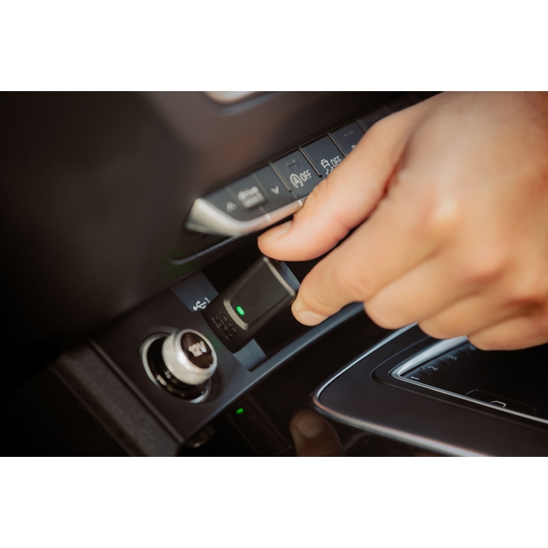 Bezdrátový adaptér Quad Lock® CarPlay/Android Auto černý