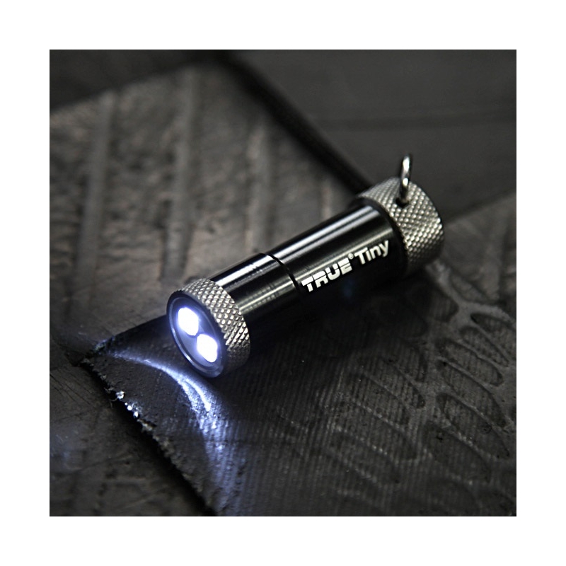 True Utility TinyTorch TU284 mini zseblámpa